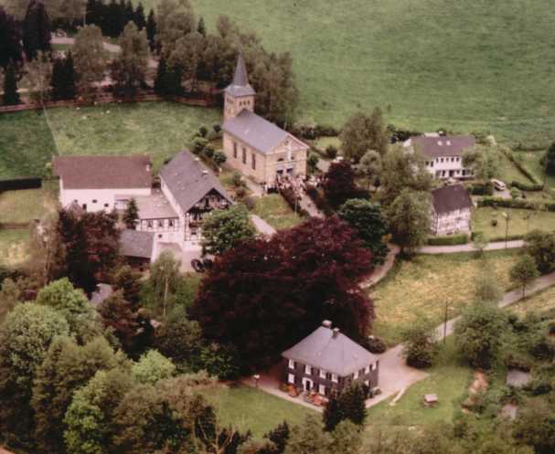 Luftbild Delling - Kirche